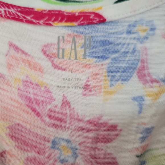 💫Floral GAP Top - Picture 4 of 5